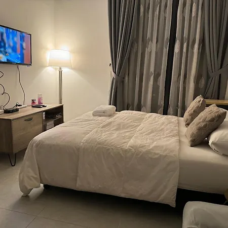 Kuala Lumpur City Nue Suites Entire Condo 2R2B2B 4 Paxs